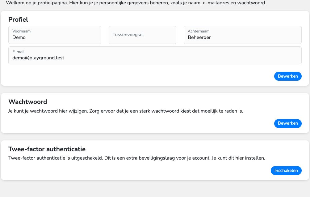De profielpagina met afzonderlijke onderdelen voor profielgegevens, wachtwoord en tweefactorauthenticatie. Dit is een fictief demo-account.